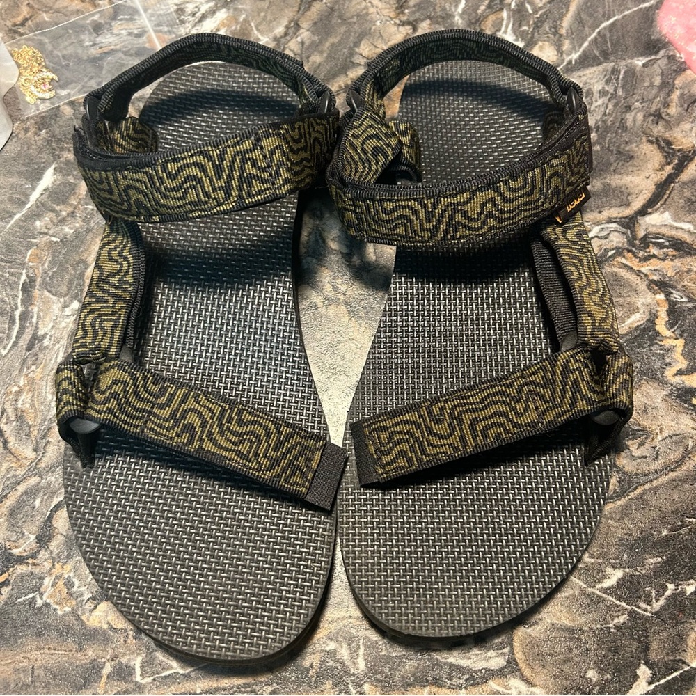 EUC Teva Men's US Sz 9 Original Universal Sandal, Layered Rock